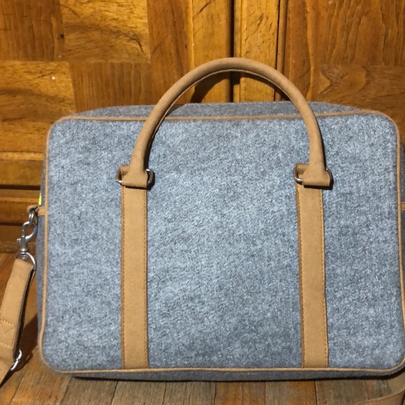 Mad Rabbit Kicking Tiger Messenger Laptop Bag Briefcase Bag - Picture 2 of 8